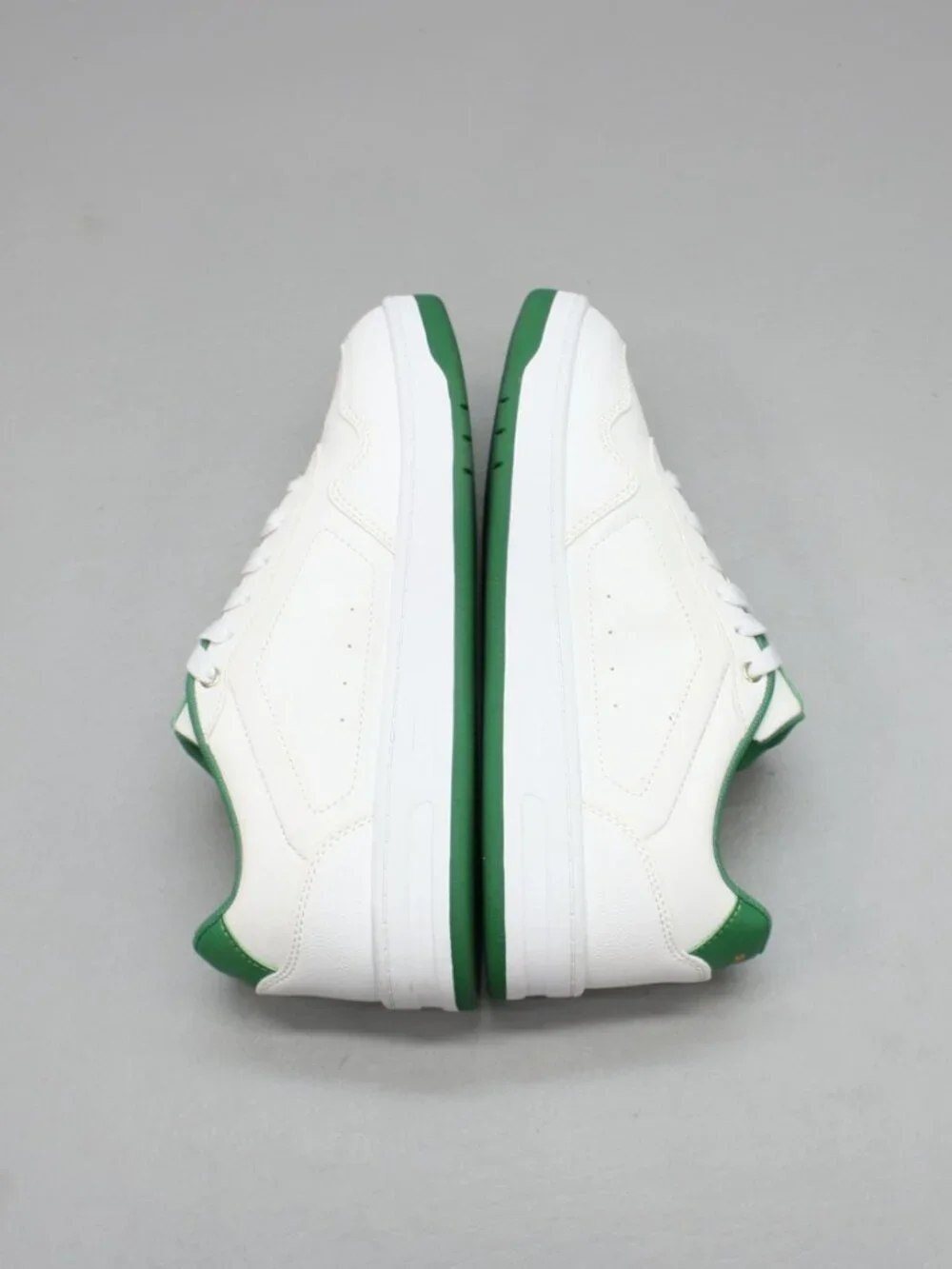 Puma Ladies 8 Court Classy White Green Sneakers Tennis Fashion Shoes - 395021-13